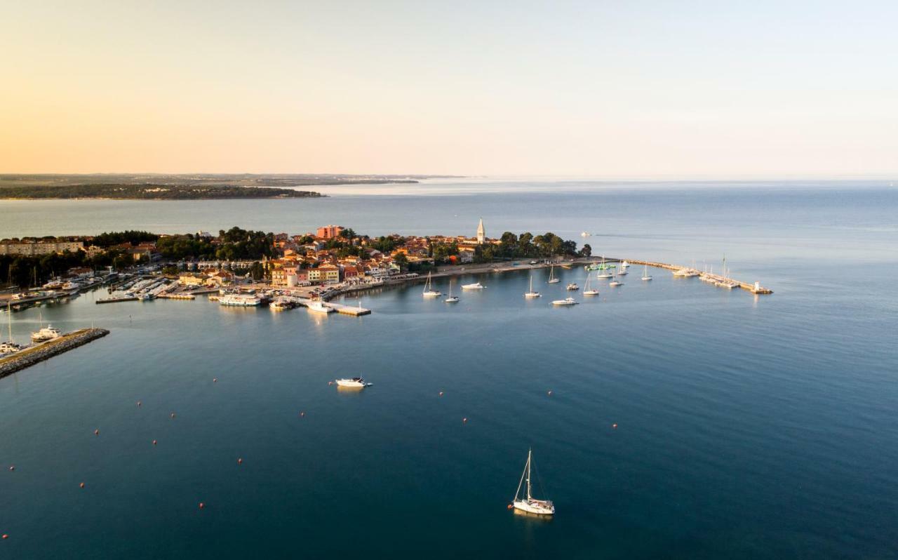 Casa Flora 3-minutes' Walk From The * Novigrad (Istria)