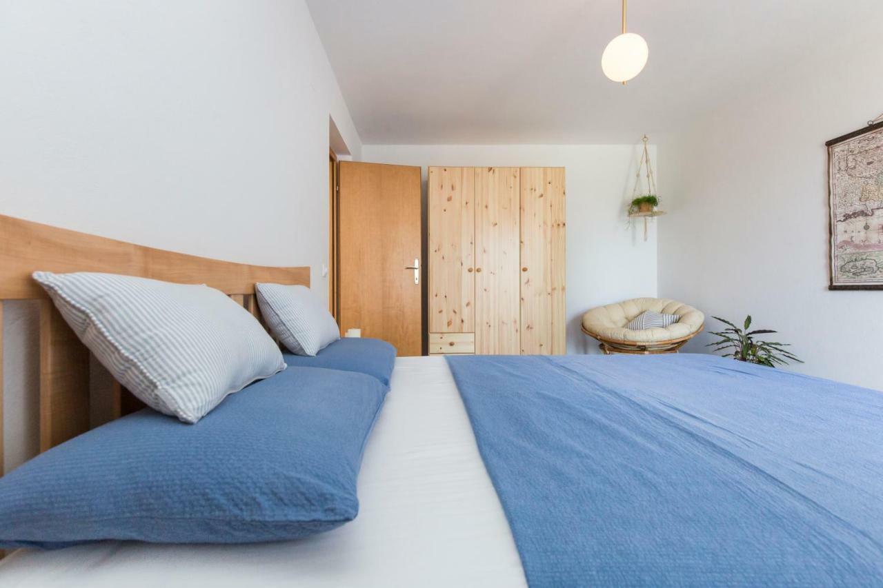 Casa Flora 3-minutes' Walk From The Holiday home Novigrad (Istria)