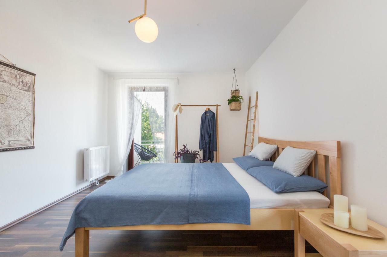 Casa Flora 3-minutes' Walk From The Holiday home Novigrad (Istria)